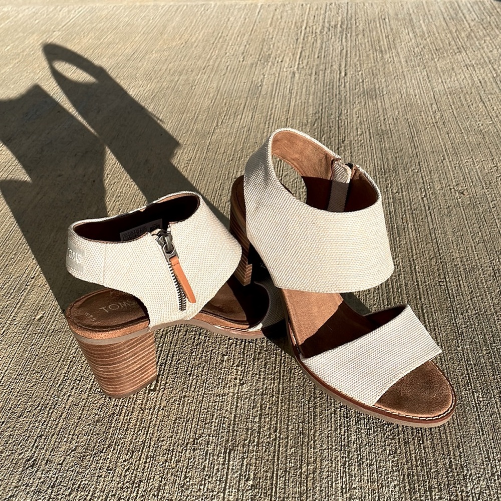 Toms Majorca Cutout Sandal